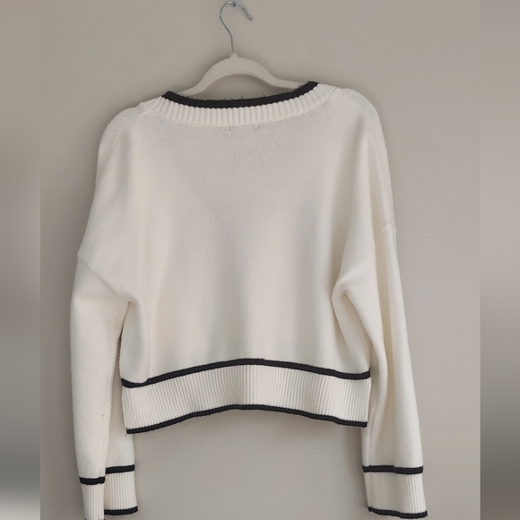 Sincerly Jules Cardigan - Picture 2 of 8